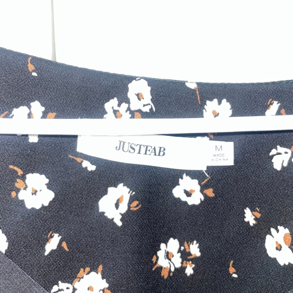 NWOT Women's JUSTFAB Black Floral Long Sleeve Dress Size Medium - Picture 5 of 8